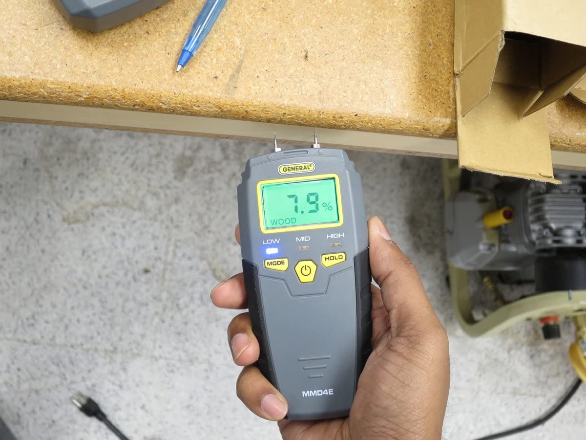 General Tools MMD4E Digital Moisture Meter, Water Leak Detector, Moisture Tester, Pin Type, Backlit LCD Display